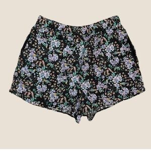Anthropologie Women's Black and Purple Shorts